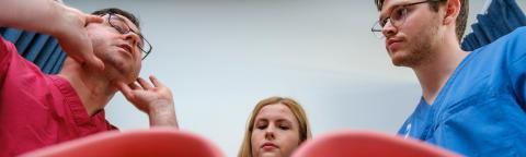 People working in the simulation center